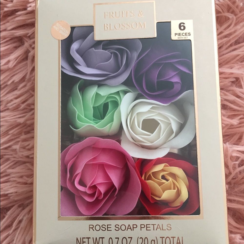 Rose petals